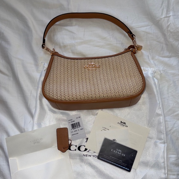 Coach Teri Straw Shoulder Bag - Picture 7 of 11